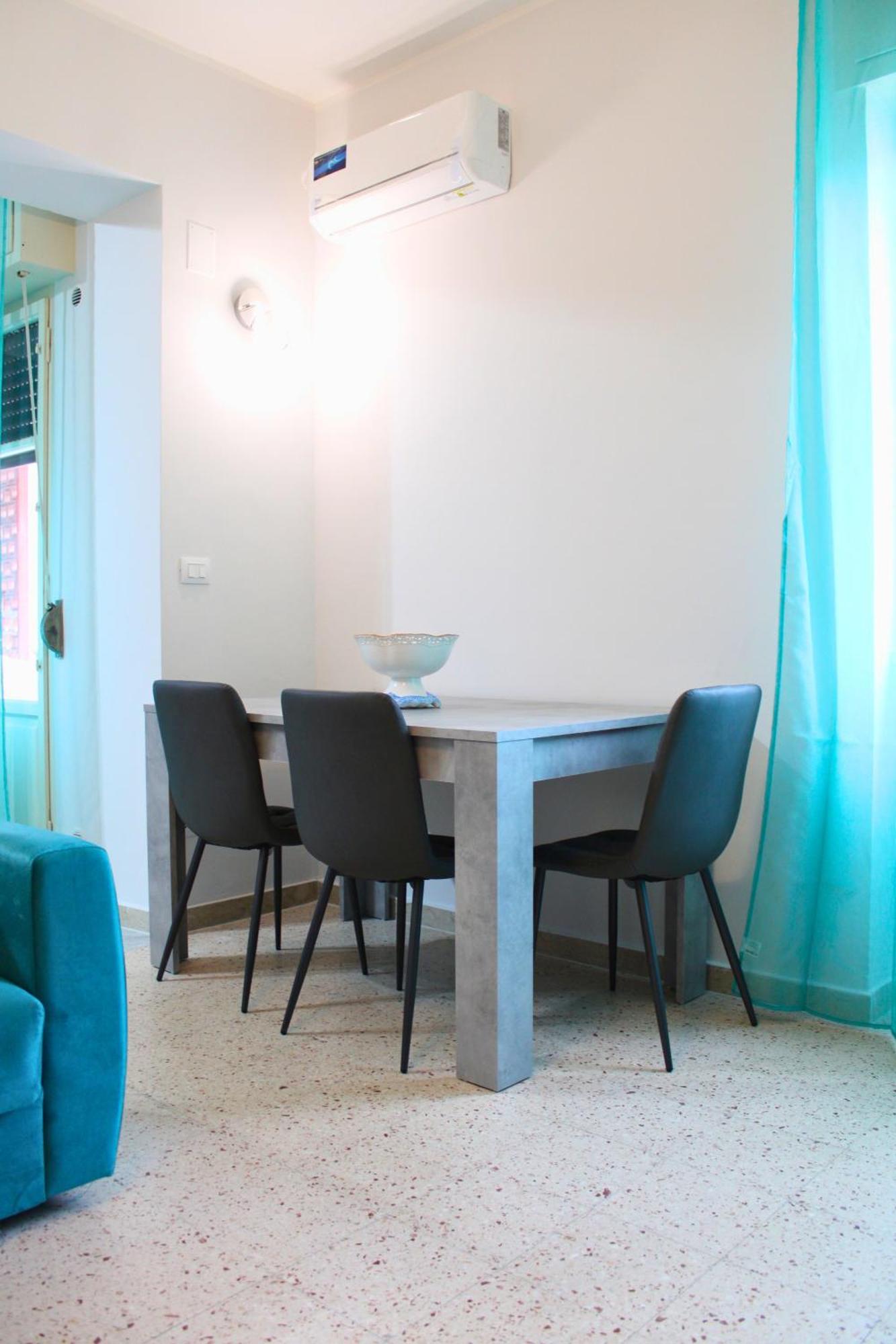 Lilith Apartment 밀라초 외부 사진